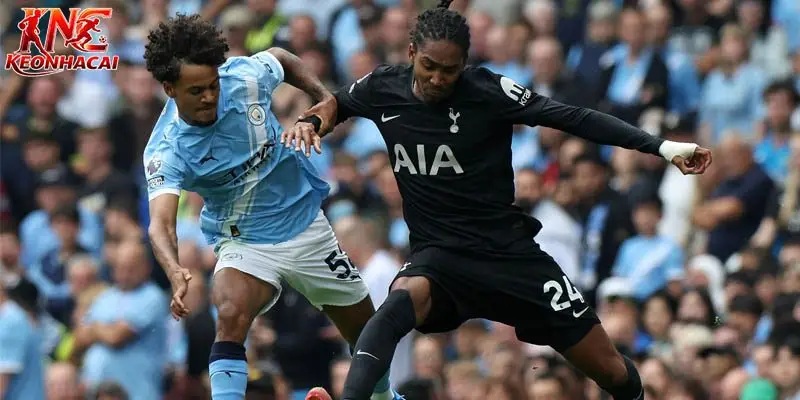 tottenham thuong xuyen gay ra vo van kho khan cho man city trong qua khu Tottenham thường xuyên gây ra vô vàn khó khăn cho Man City trong quá khứ